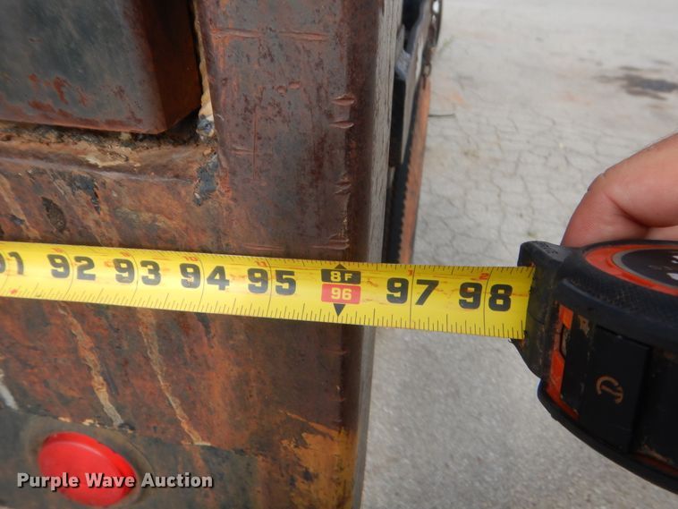 image for item IP9870 1999 International 4700  dump truck