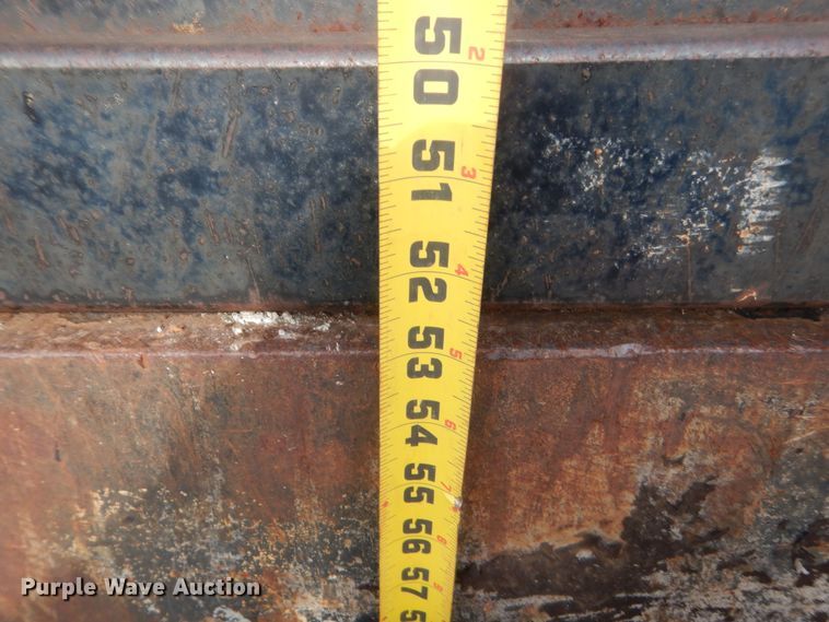 image for item IP9870 1999 International 4700  dump truck