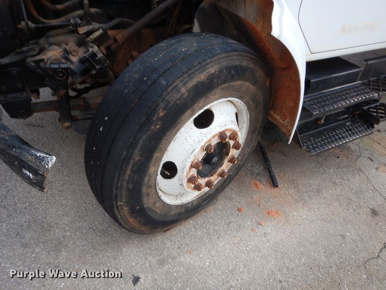 image for item IP9870 1999 International 4700  dump truck