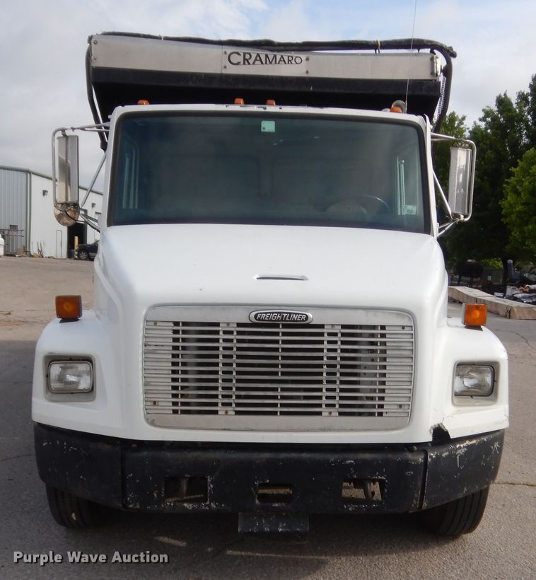 image for item IP9871 1999 Freightliner F70  dump truck