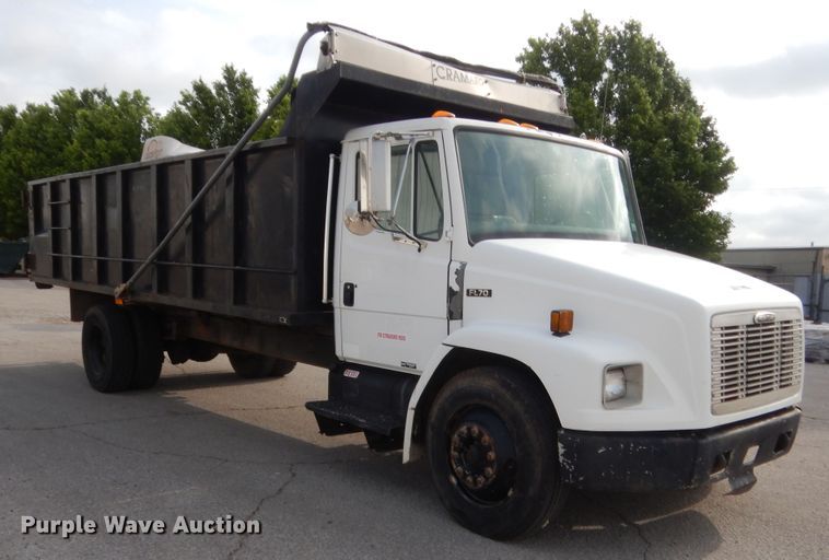 image for item IP9871 1999 Freightliner F70  dump truck