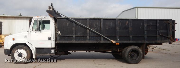 image for item IP9871 1999 Freightliner F70  dump truck
