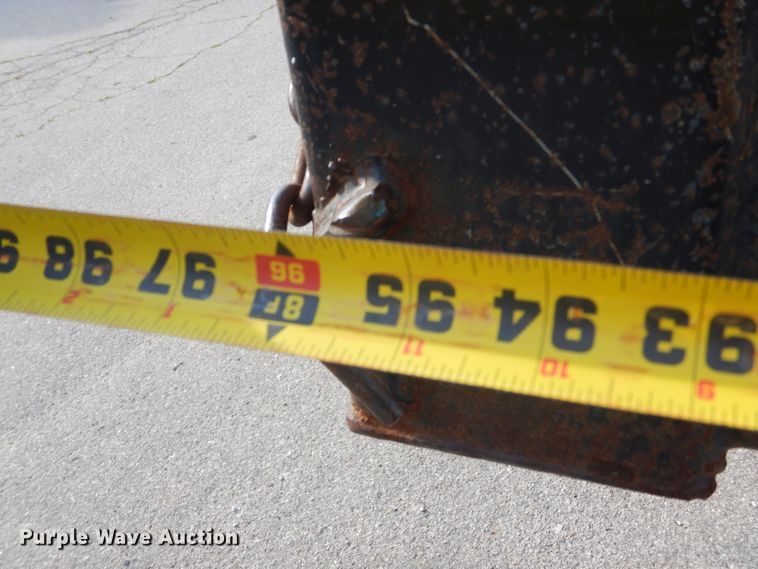 image for item IP9871 1999 Freightliner F70  dump truck