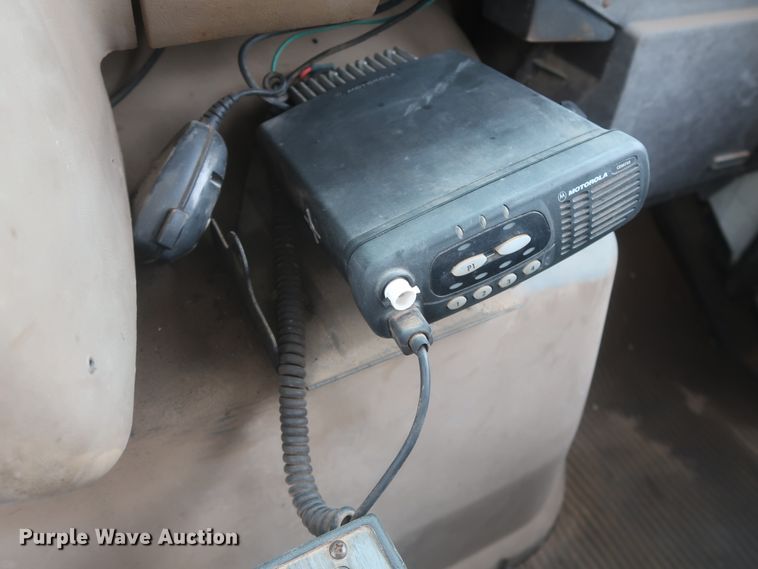 image for item IP9872 1987 Ford L8000  bucket truck