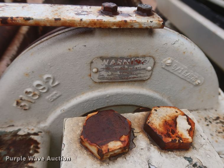 image for item IP9872 1987 Ford L8000  bucket truck