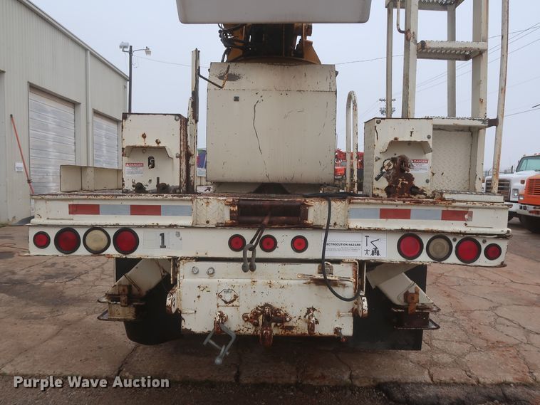 image for item IP9872 1987 Ford L8000  bucket truck