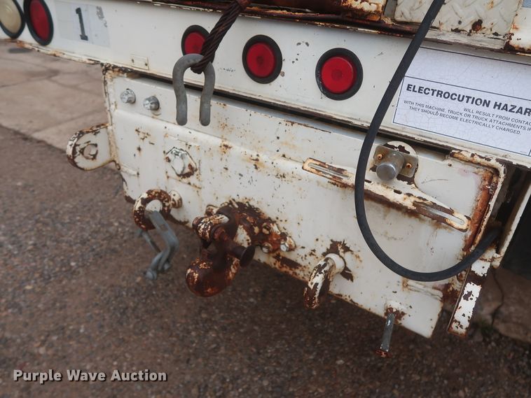 image for item IP9872 1987 Ford L8000  bucket truck