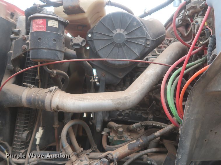 image for item IP9873 1998 Ford F800  digger derrick truck