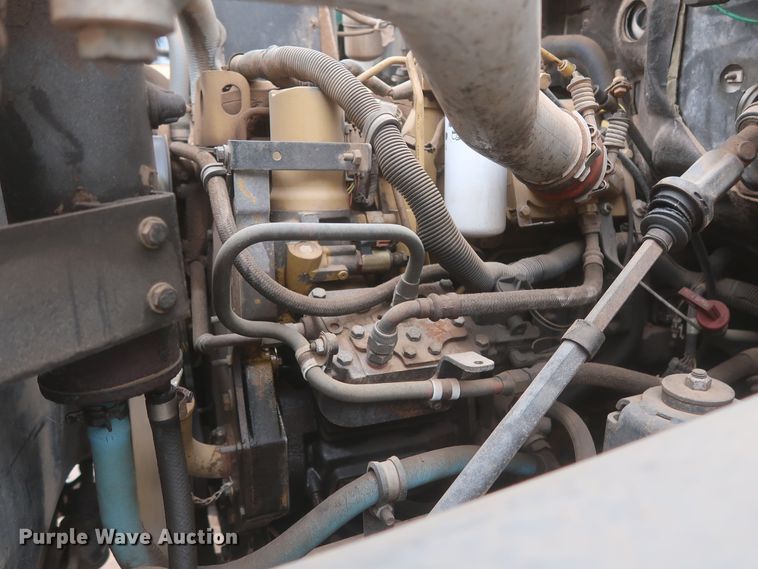 image for item IP9876 1998 Chevrolet C8500  digger derrick truck