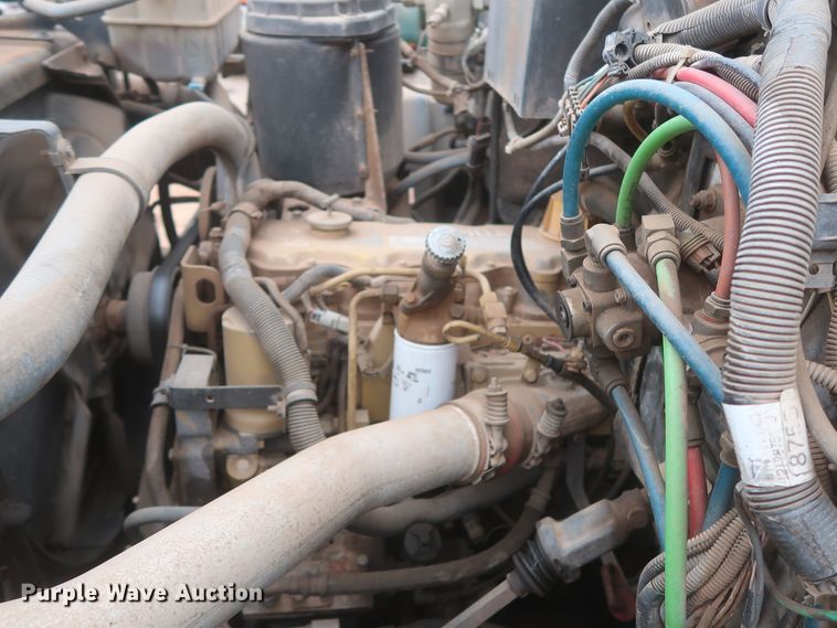 image for item IP9876 1998 Chevrolet C8500  digger derrick truck