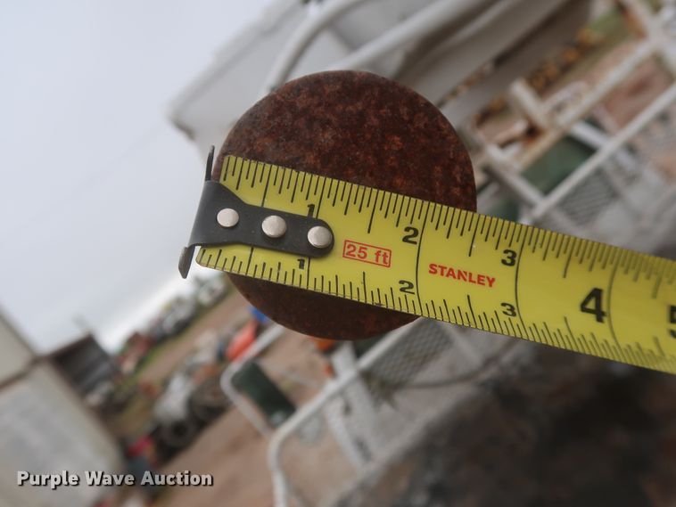 image for item IP9876 1998 Chevrolet C8500  digger derrick truck