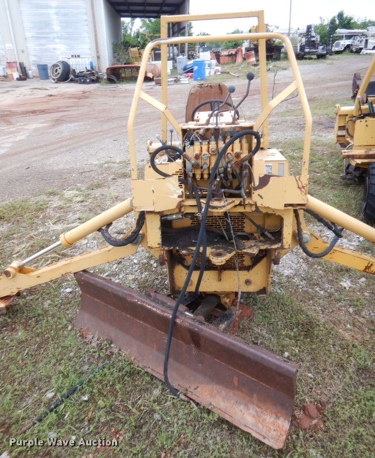 image for item IP9879 2000 Vermeer V3550A  trencher