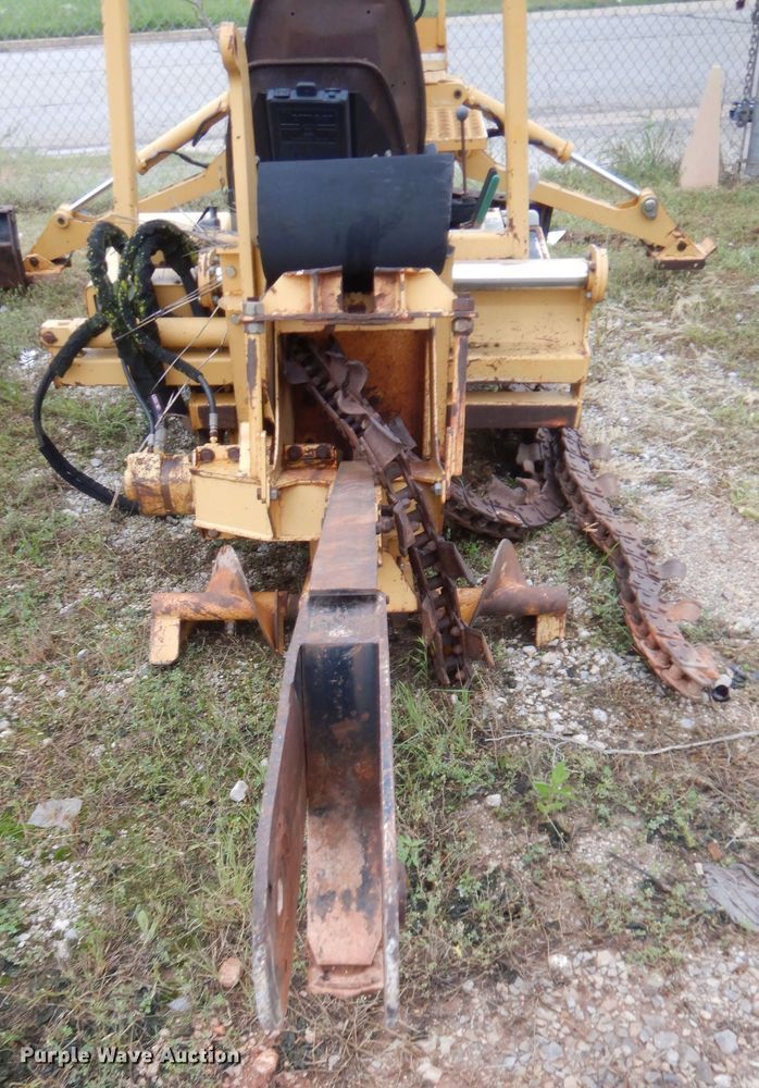 image for item IP9879 2000 Vermeer V3550A  trencher