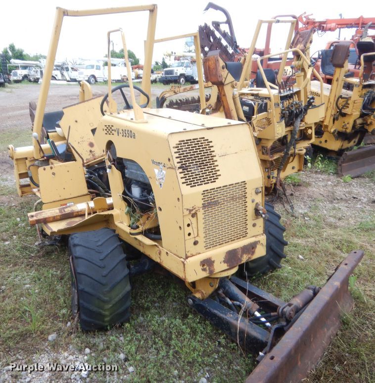 image for item IP9880 1998 Vermeer V-3550A  trencher