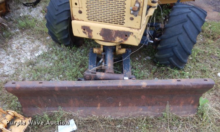 image for item IP9880 1998 Vermeer V-3550A  trencher