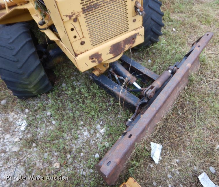 image for item IP9880 1998 Vermeer V-3550A  trencher