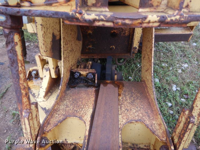 image for item IP9880 1998 Vermeer V-3550A  trencher