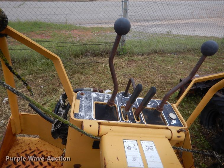 image for item IP9881 1998 Vermeer V3550A  trencher