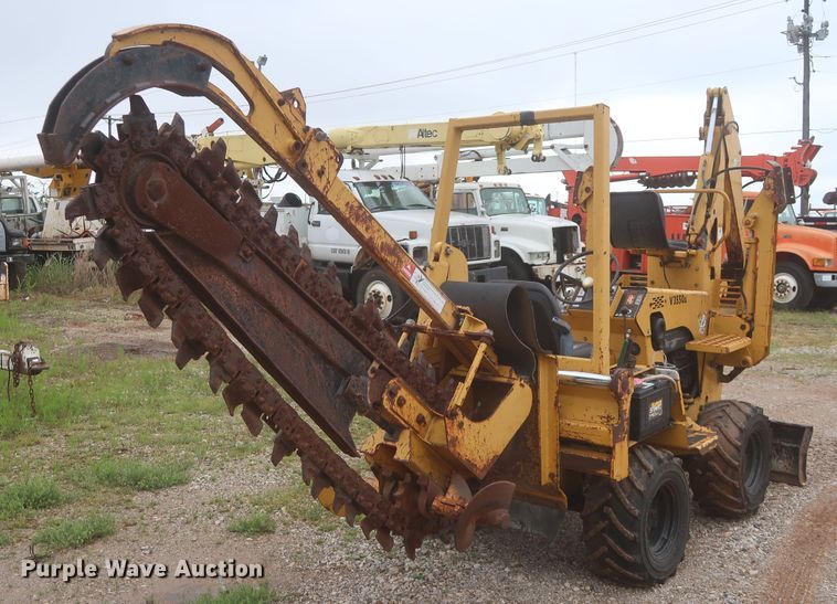 image for item IP9882 2002 Vermeer V3550A  trencher