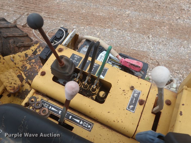 image for item IP9882 2002 Vermeer V3550A  trencher