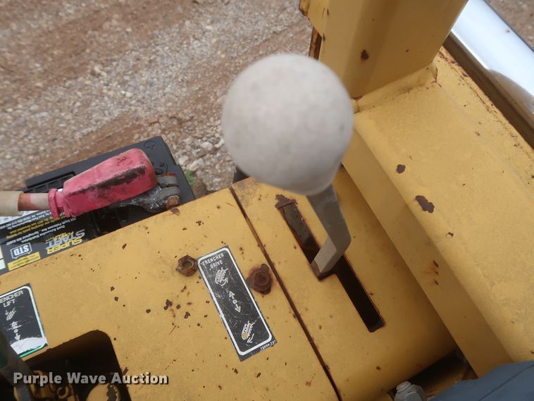 image for item IP9882 2002 Vermeer V3550A  trencher