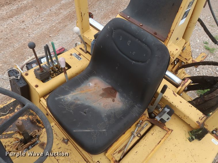 image for item IP9882 2002 Vermeer V3550A  trencher