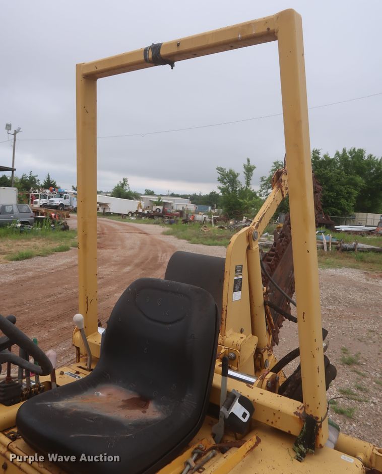 image for item IP9882 2002 Vermeer V3550A  trencher