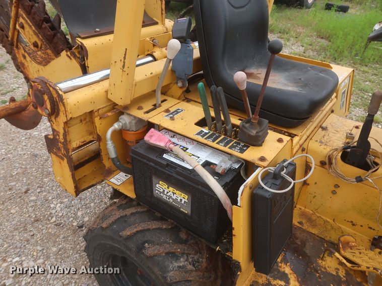 image for item IP9882 2002 Vermeer V3550A  trencher