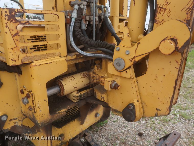 image for item IP9882 2002 Vermeer V3550A  trencher