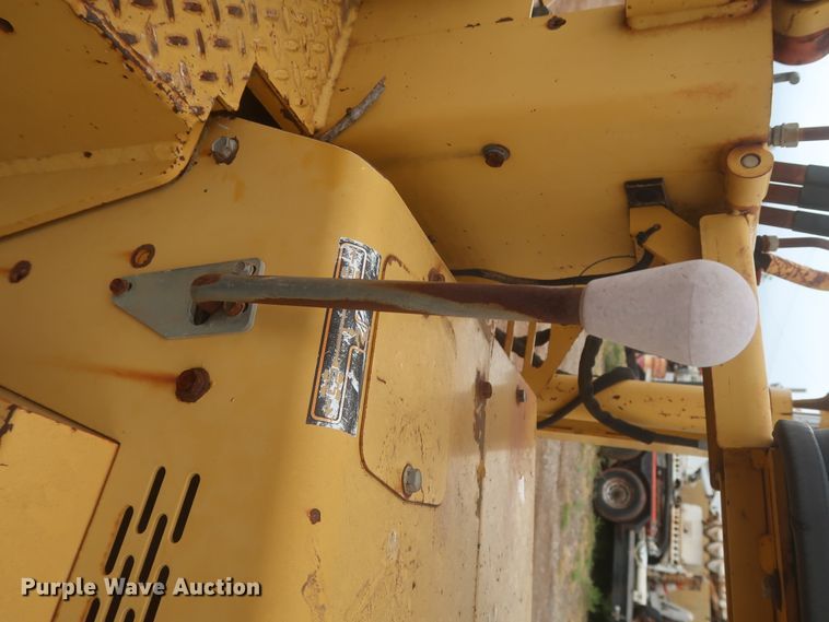 image for item IP9882 2002 Vermeer V3550A  trencher