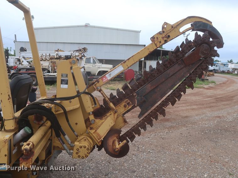 image for item IP9882 2002 Vermeer V3550A  trencher
