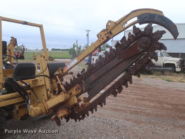 image for item IP9882 2002 Vermeer V3550A  trencher