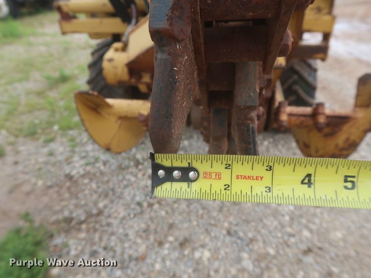 image for item IP9882 2002 Vermeer V3550A  trencher