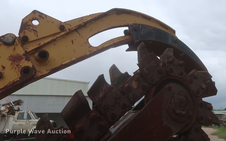 image for item IP9882 2002 Vermeer V3550A  trencher