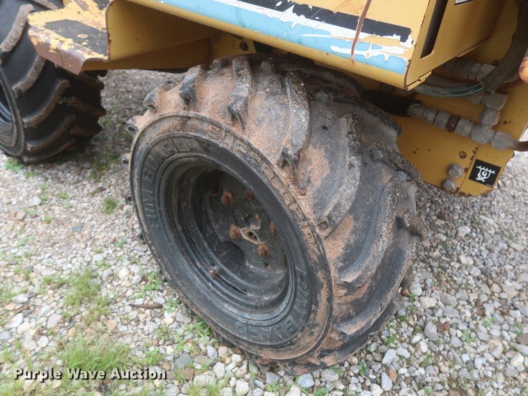 image for item IP9882 2002 Vermeer V3550A  trencher