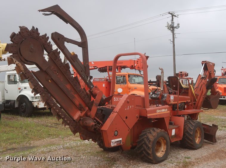 image for item IP9883 1988 Ditch Witch 5010  trencher