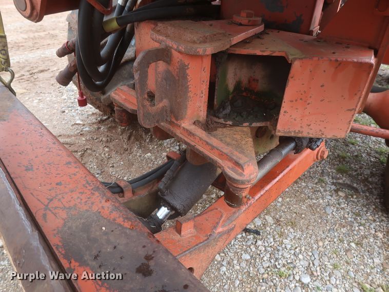 image for item IP9883 1988 Ditch Witch 5010  trencher