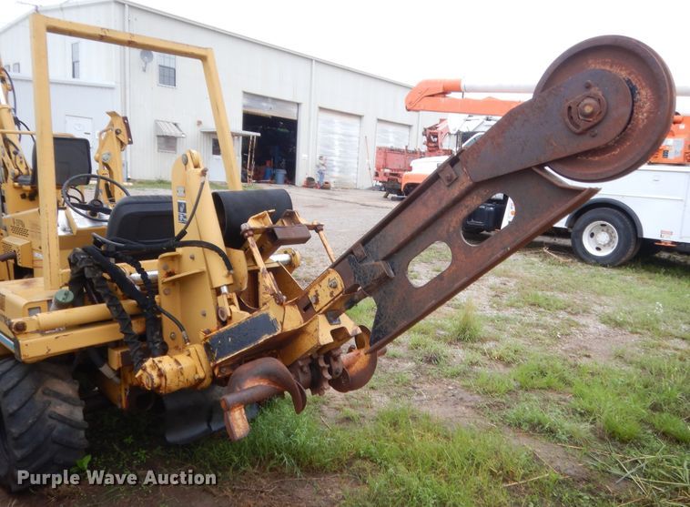 image for item IP9887 1998 Vermeer V3550A  trencher