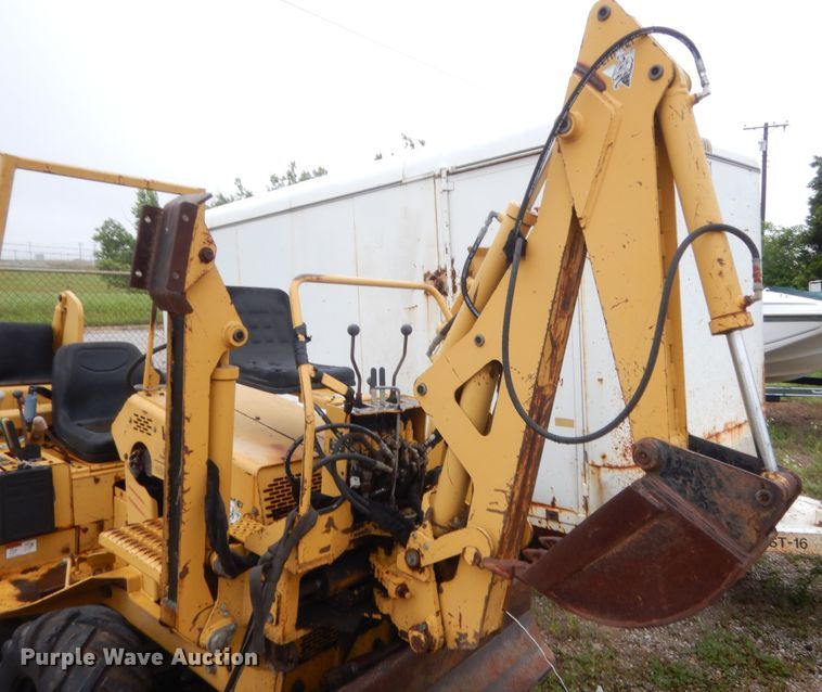image for item IP9887 1998 Vermeer V3550A  trencher