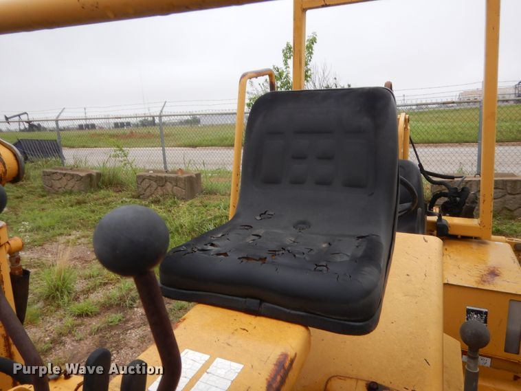 image for item IP9887 1998 Vermeer V3550A  trencher