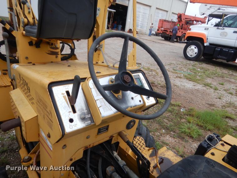image for item IP9887 1998 Vermeer V3550A  trencher