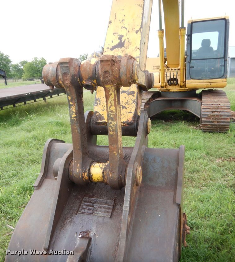 image for item IP9892 Komatsu PC150LC  excavator