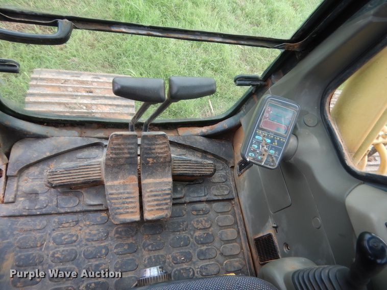 image for item IP9892 Komatsu PC150LC  excavator