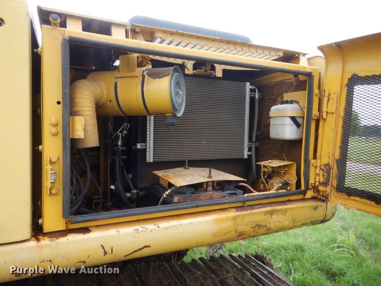 image for item IP9892 Komatsu PC150LC  excavator