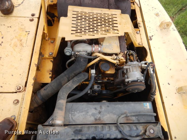 image for item IP9892 Komatsu PC150LC  excavator