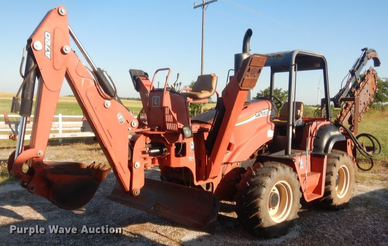 image for item IP9909 2006 Ditch Witch RT115  trencher