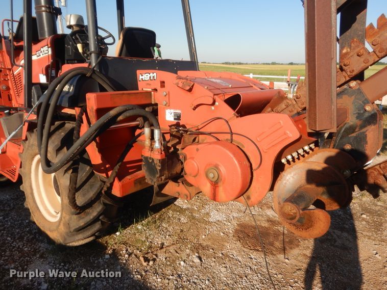 image for item IP9909 2006 Ditch Witch RT115  trencher