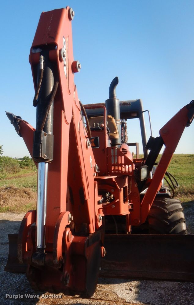 image for item IP9909 2006 Ditch Witch RT115  trencher