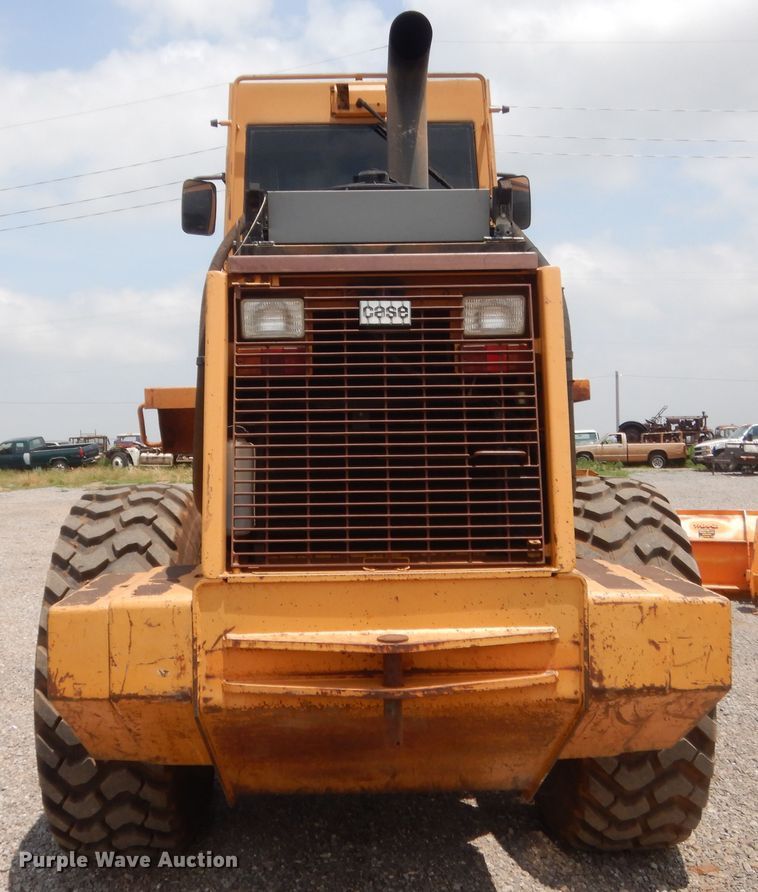 image for item IP9925 1994 Case 621B  wheel loader