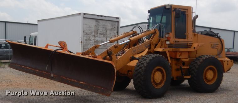 image for item IP9925 1994 Case 621B  wheel loader